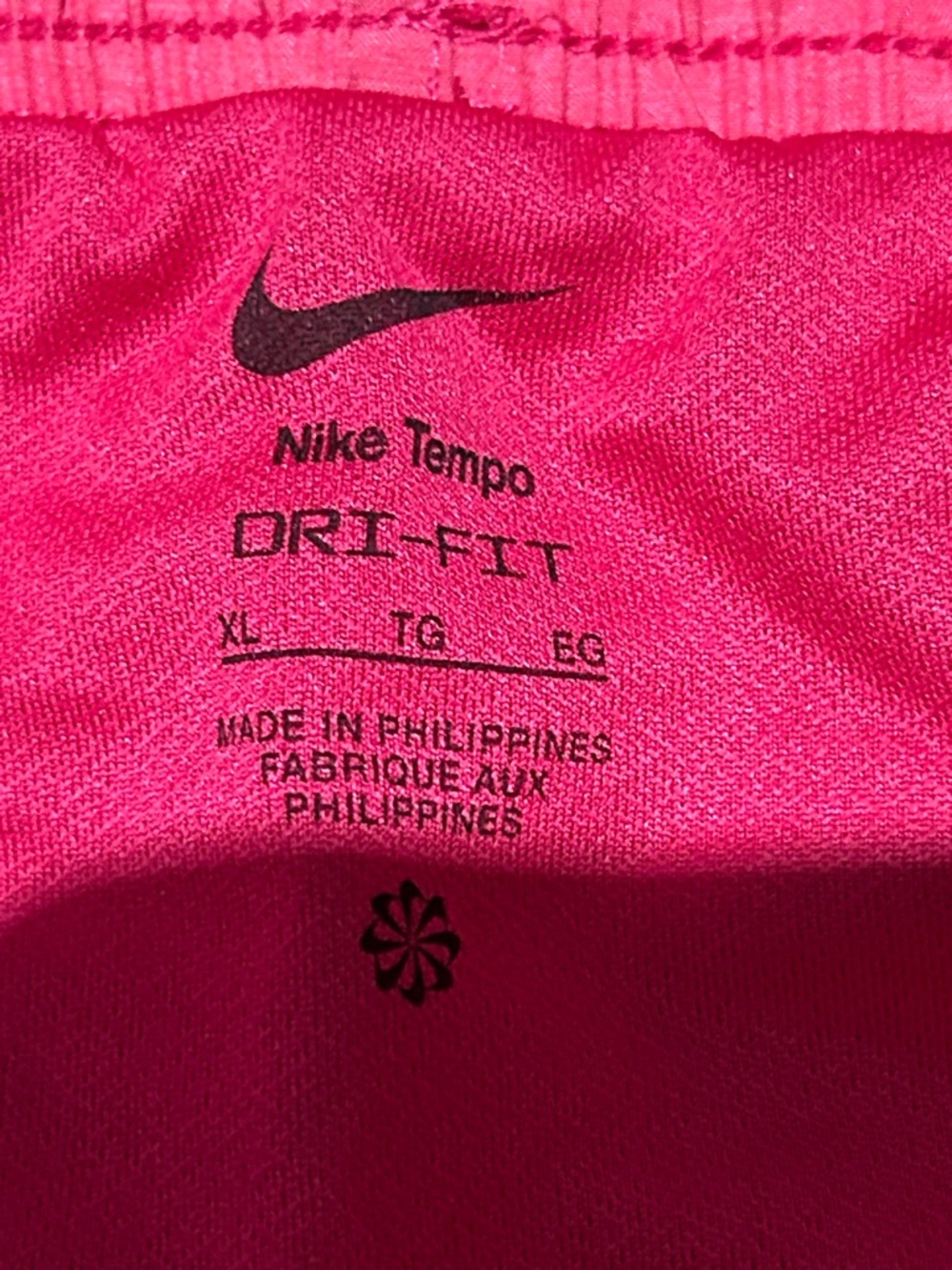 Nike Women’s Dri-FIT Pink Athletic Shorts new - Picture 2 of 6